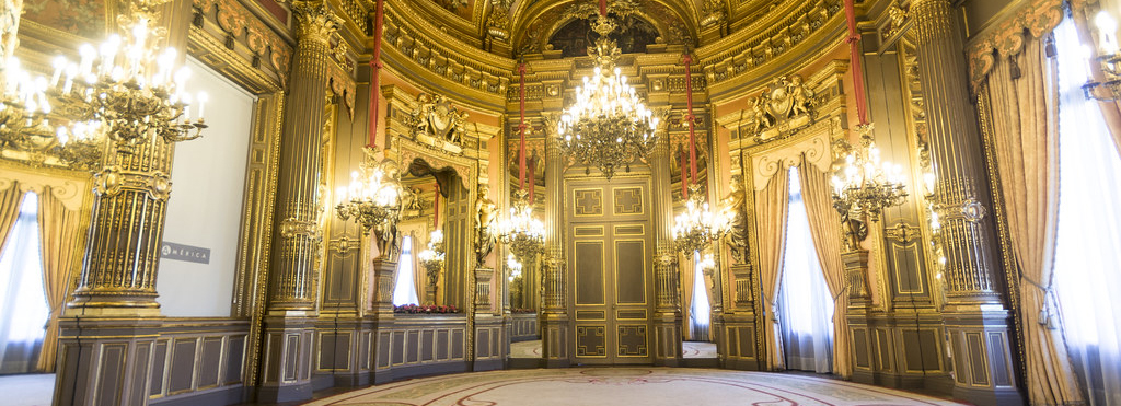 Salón Embajadores