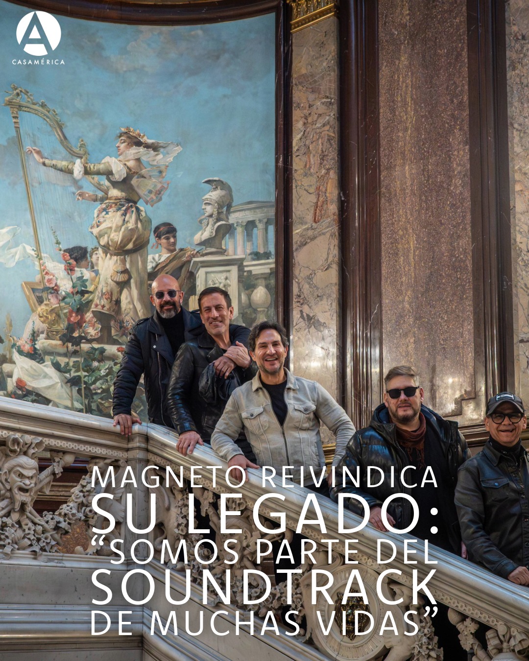 📺 𝐄𝐧𝐭𝐫𝐞𝐯𝐢𝐬𝐭𝐚 𝐚 𝐌𝐚𝐠𝐧𝐞𝐭𝐨: "𝐒𝐨𝐦𝐨𝐬 𝐡𝐞𝐫𝐦𝐚𝐧𝐨𝐬 𝐝𝐞 𝐯𝐢𝐝𝐚".

Tras casi tres décadas, la mítica banda mexicana regresa a Madrid y concede una entrevista exclusiva a Casa de América. Un encuentro íntimo para hablar de su trayectoria, la vigencia de sus clásicos y el especial vínculo que los une con España.

"España ha tenido mucho que ver con nuestras vidas y nuestra carrera", confiesan los integrantes al recordar sus grabaciones en la capital y el impacto de sus canciones en el imaginario colectivo.

🎥 Ya disponible en nuestro canal de YouTube: https://www.youtube.com/watch?v=62ecwXthw0U

#Magneto #Música #México #España #Entrevista #90s #Pop #CasaDeAmérica