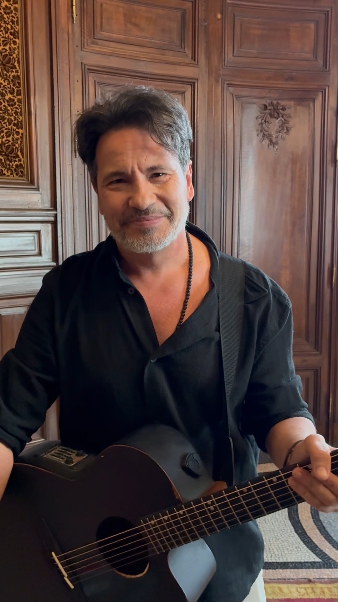 ✨🎵 Nos visita @daviddemaria para charlar con @j_somoano en @conversatorios_tve sobre su trayectoria y último lanzamiento, ‘La Puerta Mágica’. 
 
📺 El programa estará disponible próximamente. 
 
#DavidDeMaría #Conversatorios #Música #Casamerica #RTVE