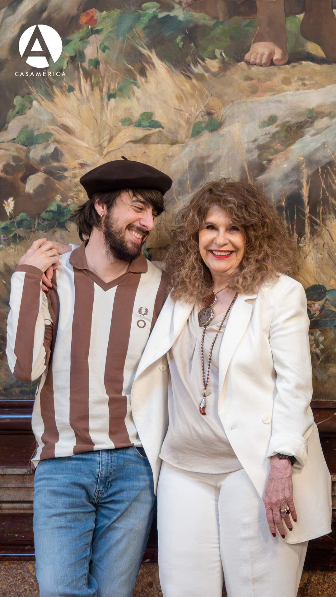 📖 El próximo 20 de julio recibimos en el Palacio de Linares a Gioconda Belli (@giocondabelli) y David Uclés (@daviducles) en el encuentro 'Última conversación con Uclés'.

Se trata de una cita excepcional para presentar el último acto del autor de 'La península de las casas vacías' y 'La ciudad de las luces muertas' antes de su retiro literario.

⌚ 18:00 (hora provisional).
🔗 Más detalles próximamente en nuestra web.

#DavidUclés #GiocondaBelli #Literatura #Escritores