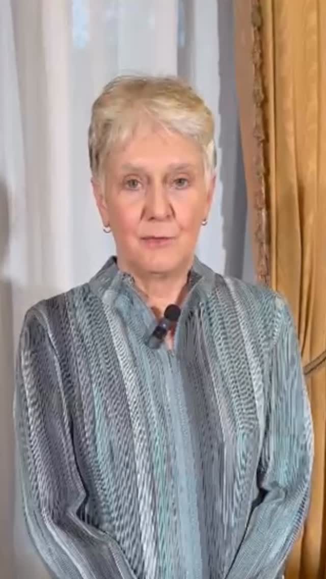 🏆📚 Lectura de poemas y entrega del Premio Casa de América de Poesía 2025 a Verónica Jaffé por su obra Lo animal si poema.

Jaffé fue la ganadora del premio de poesía en su XXV edición por una obra que el jurado calificó de «un gran potencial intelectual y filosófico».