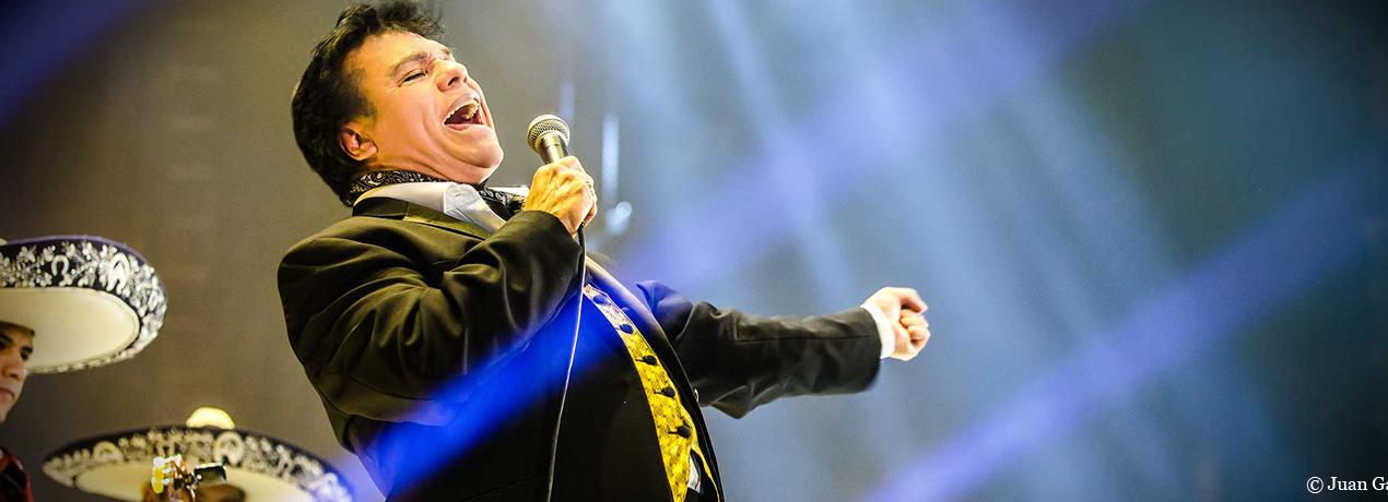 Juan Gabriel, cantautor mexicano