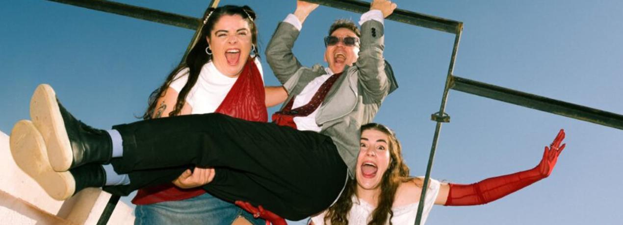 Diálogo y showcase con Calequi y Las Panteras