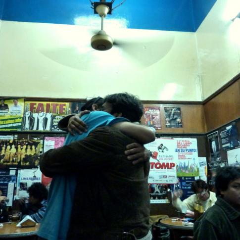 Abrazo en Juanito