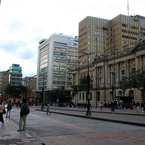 Plaza Bolívar al atardecer