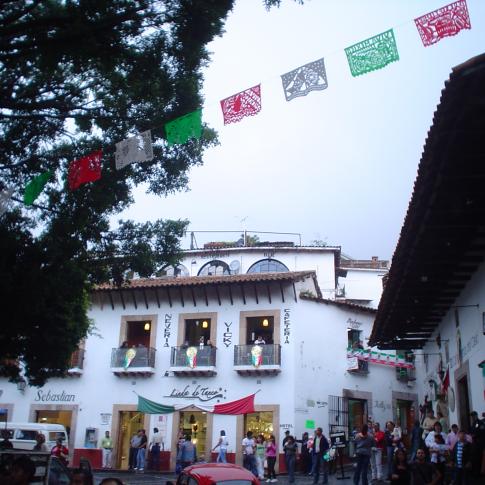 Taxco: Alegría y Tradición