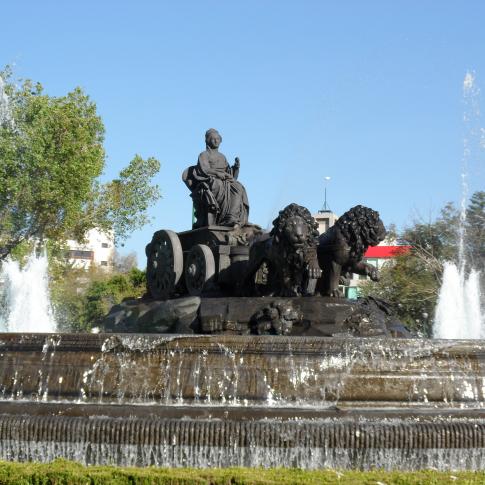 Réplica de la Fuente de Cibeles donada por Enrique Tierno Galván a la Ciudad de México en símbolo de hermandad entre las dos capitales.