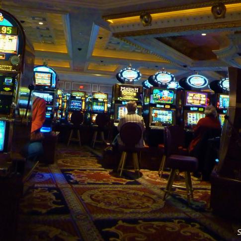 Los casinos junto a las cataratas del Niágara.