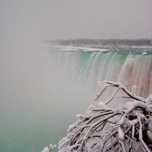 Las cataratas del Niágara en invierno.