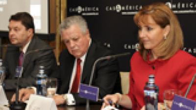 Carlos Vogeler, Jorge Zemeño y Gloria Guevara