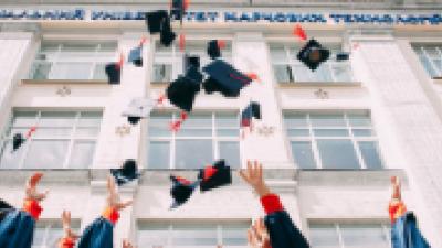¿La universidad creativa y pensante?